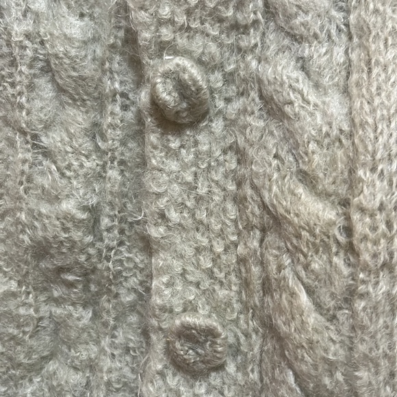 Mint green fuzzy cardigan - Picture 3 of 4